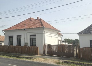 2066 - Galambok